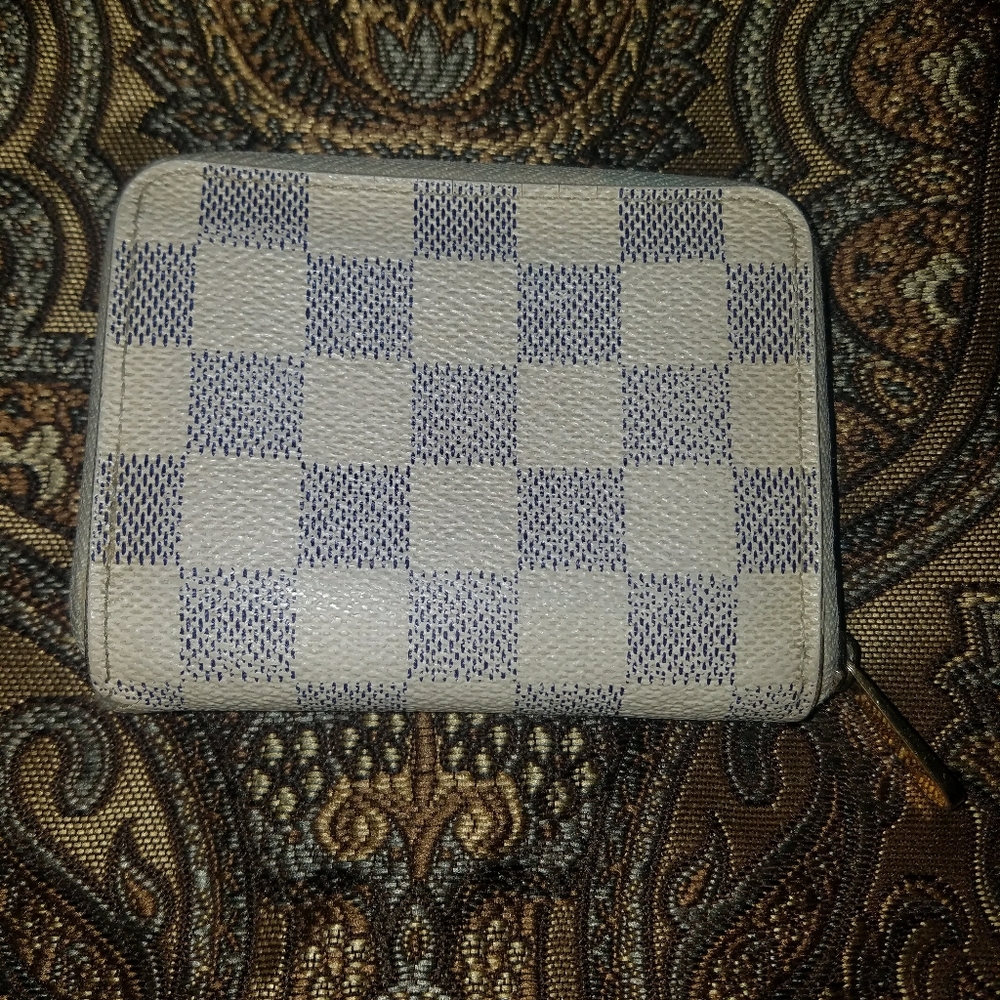 Louis Vuitton Zippy Coin Purse